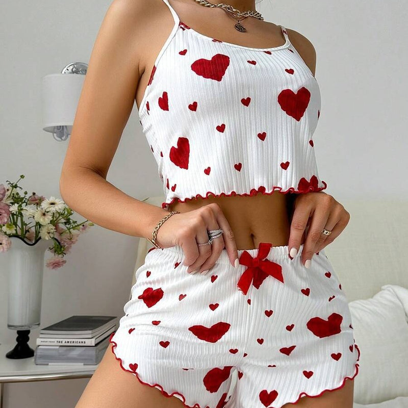 Pijama Feminino com Estampa de Coração